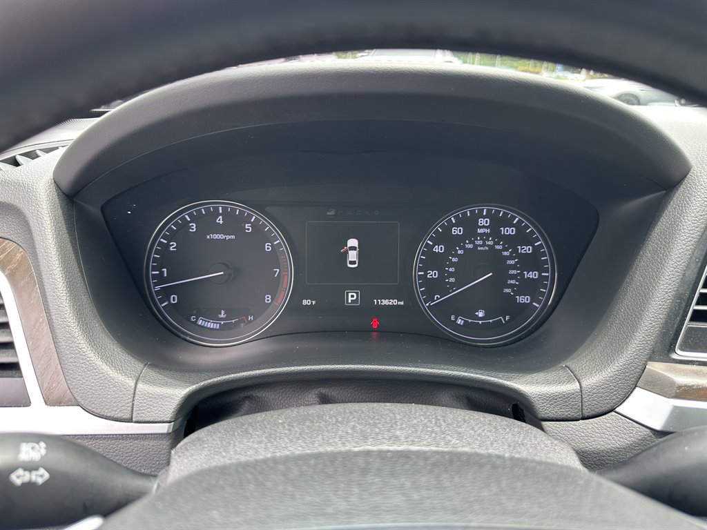 2016 Hyundai Genesis - $17,950