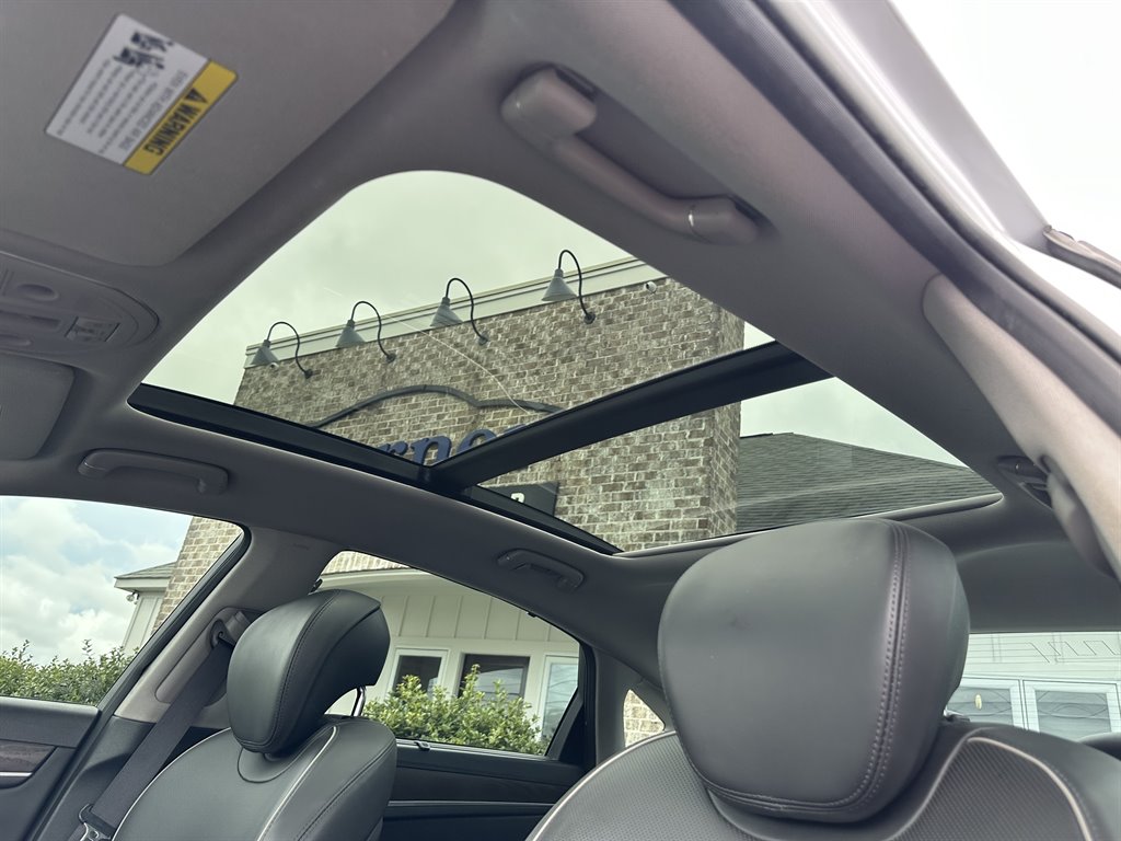 2016 Hyundai Genesis - $17,950