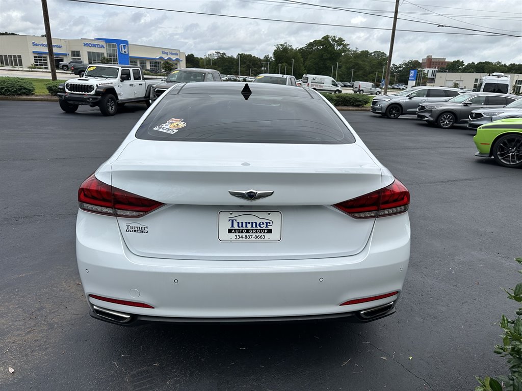 2016 Hyundai Genesis - $17,950