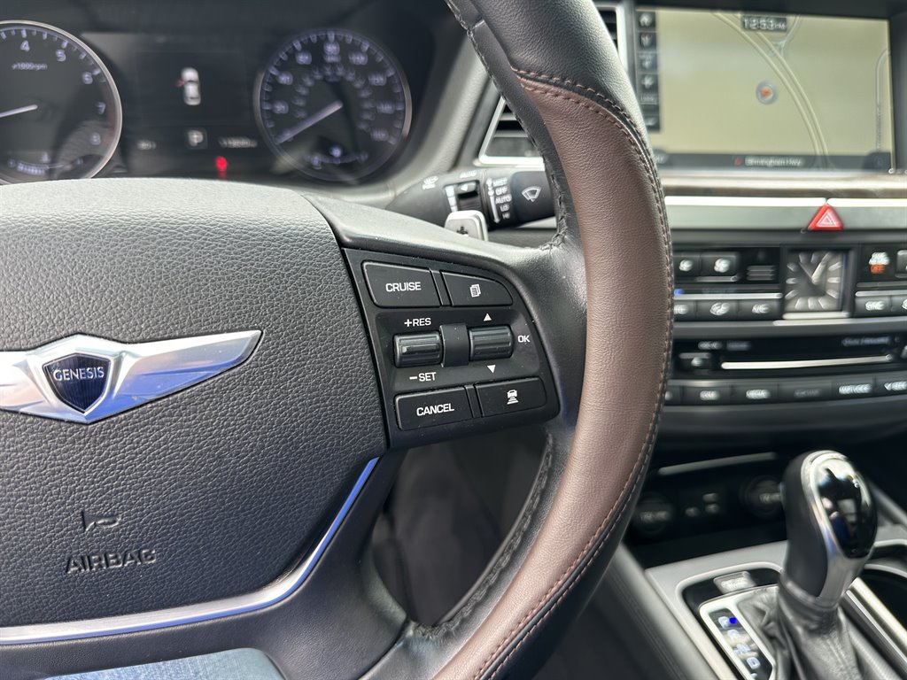 2016 Hyundai Genesis - $17,950