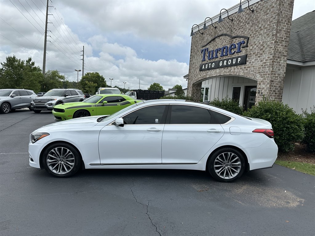 2016 Hyundai Genesis - $17,950