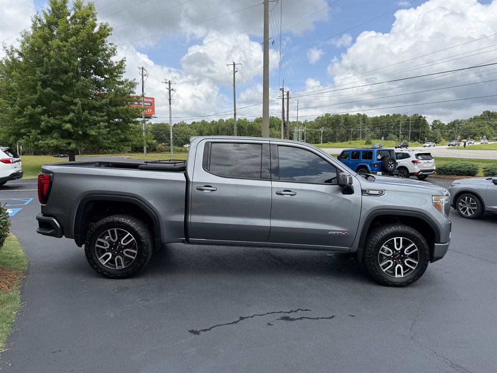2021 GMC Sierra - $42,300