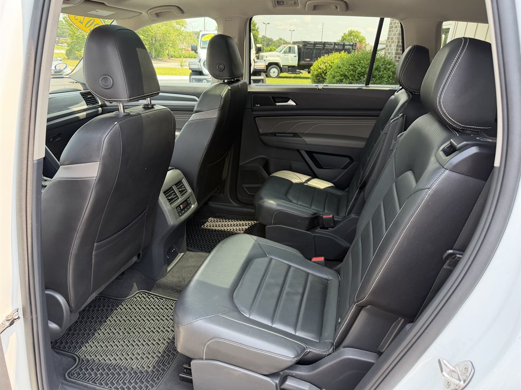 2023 Volkswagen Atlas - $35,950