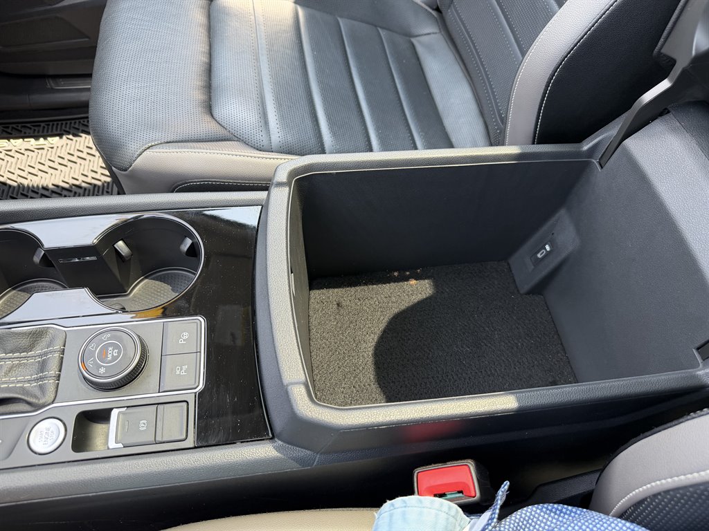 2023 Volkswagen Atlas - $35,950