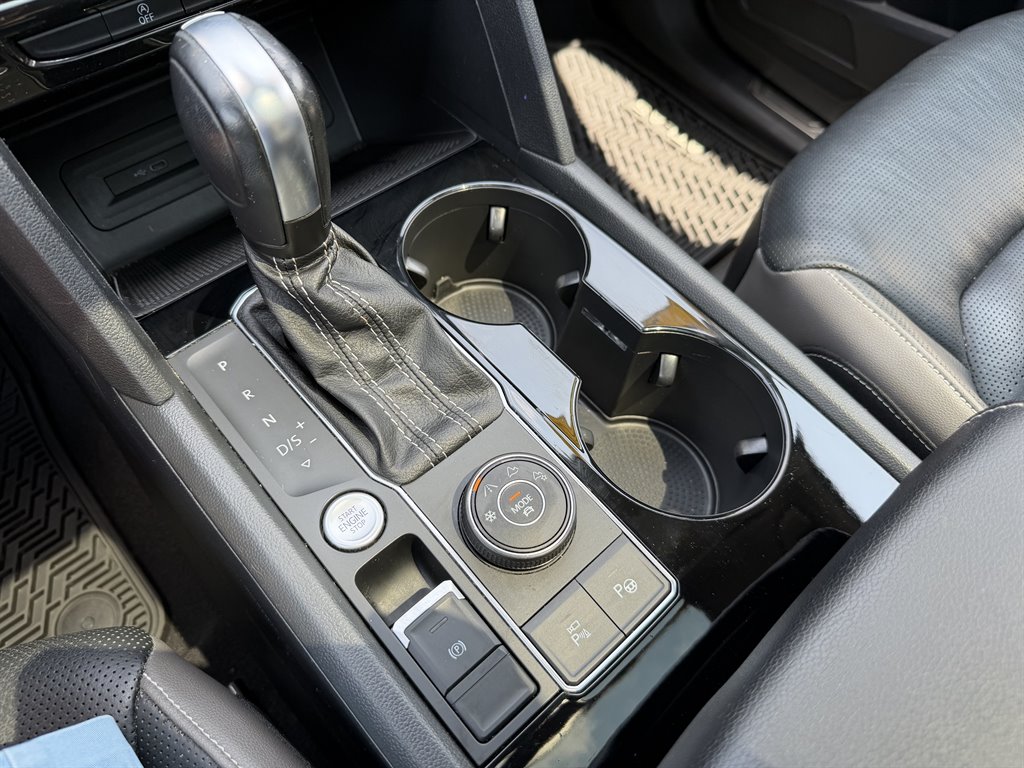 2023 Volkswagen Atlas - $35,950