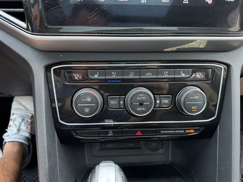 2023 Volkswagen Atlas - $35,950
