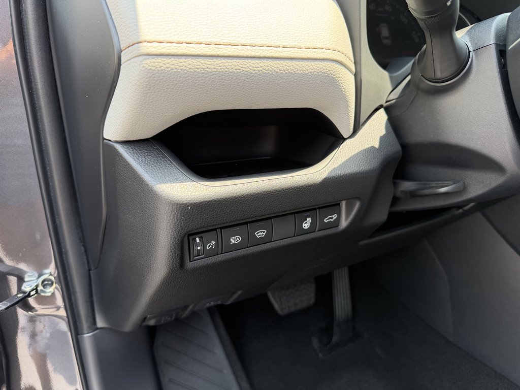 2025 Toyota RAV4 - $39,750