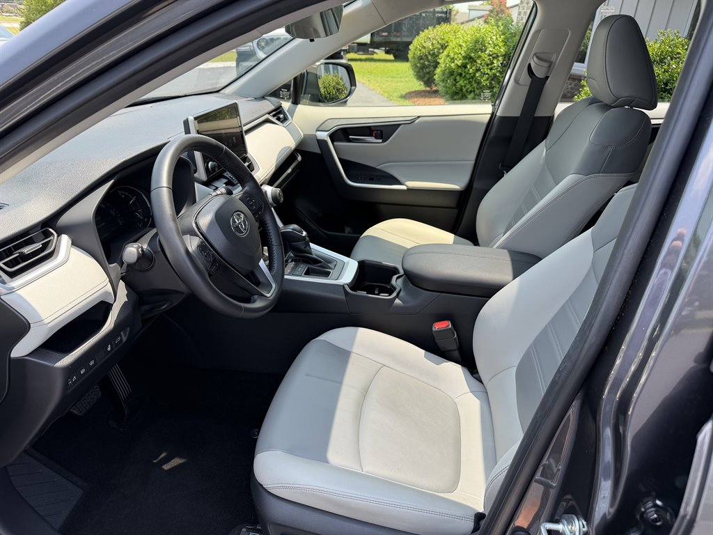 2025 Toyota RAV4 - $39,750