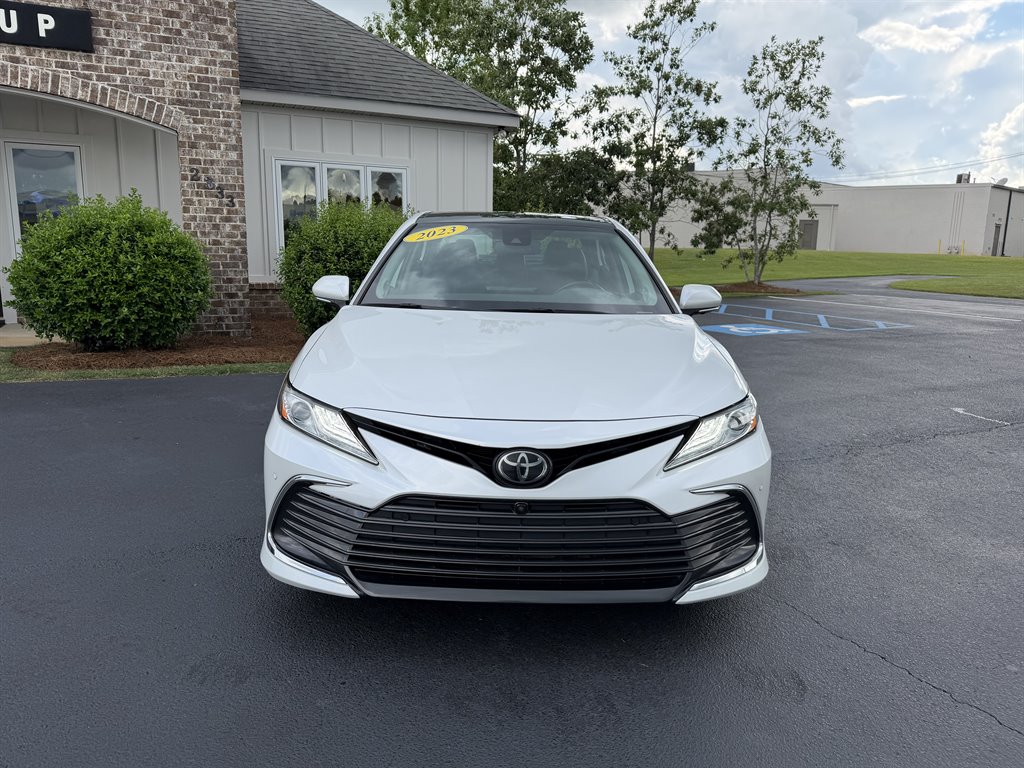 2023 Toyota Camry - $27,800
