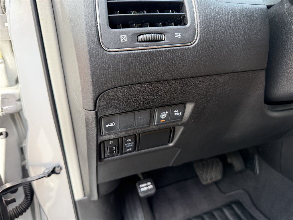 2017 Nissan Armada - $13,200