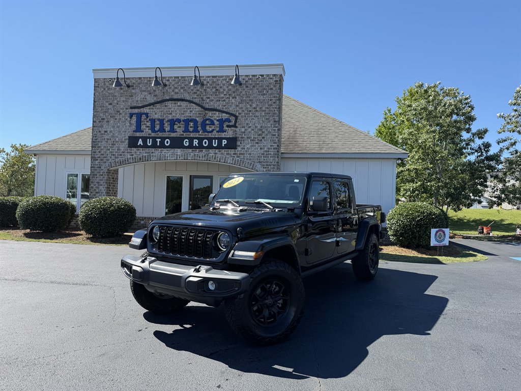 2024 Jeep Gladiator - $38,600