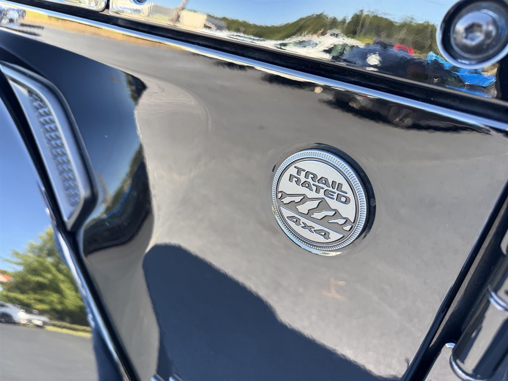 2024 Jeep Gladiator - $38,600
