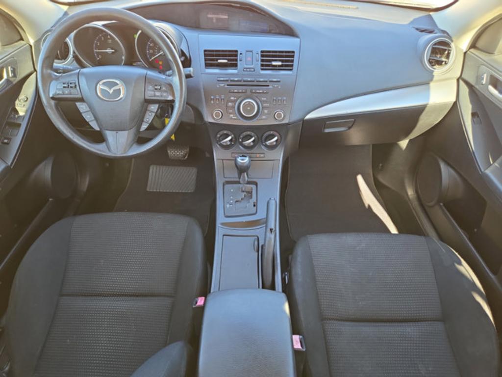 2013 MAZDA MAZDA3 - $10,999