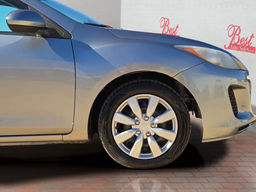 2013 MAZDA MAZDA3 - $10,999