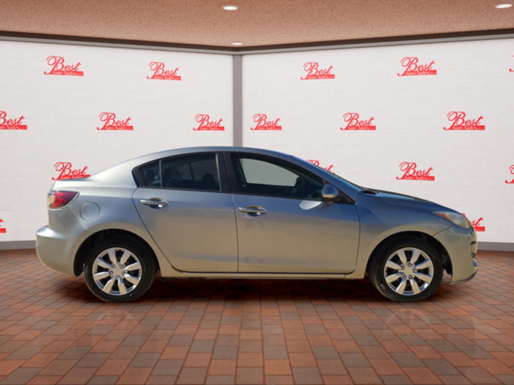 2013 MAZDA MAZDA3 - $10,999