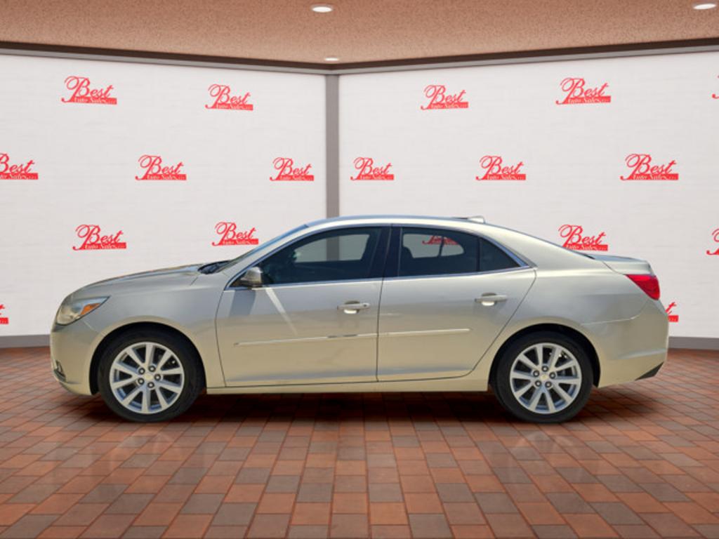 2013 Chevrolet Malibu - $4,999