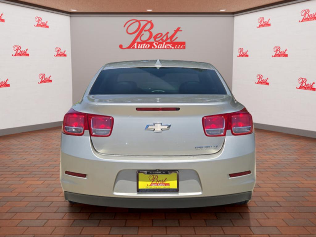 2013 Chevrolet Malibu - $4,999