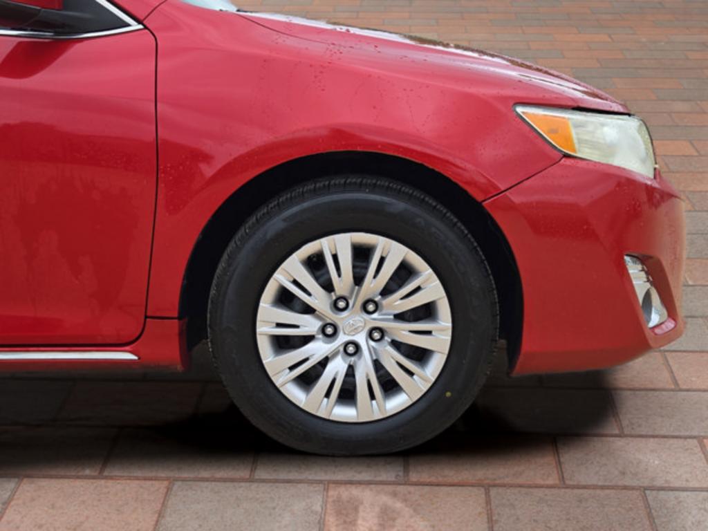 2014 Toyota Camry - $11,999