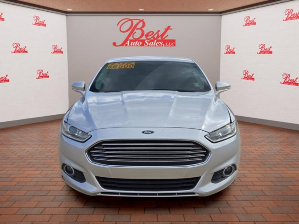 2016 Ford Fusion SE photo