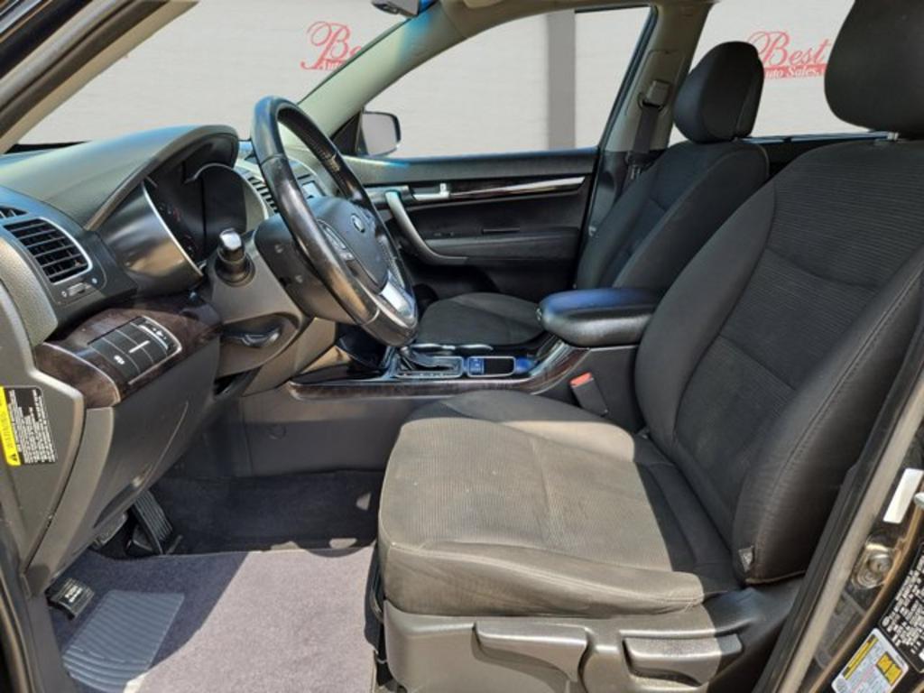 2014 Kia Sorento LX photo