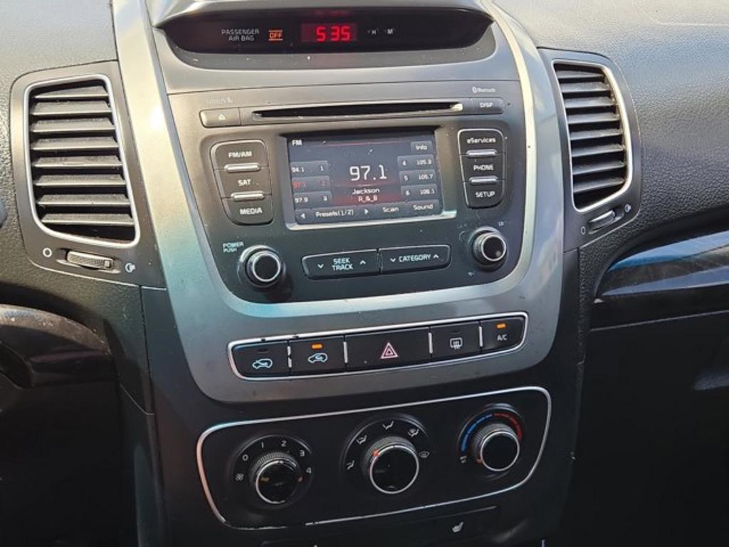2014 Kia Sorento LX photo
