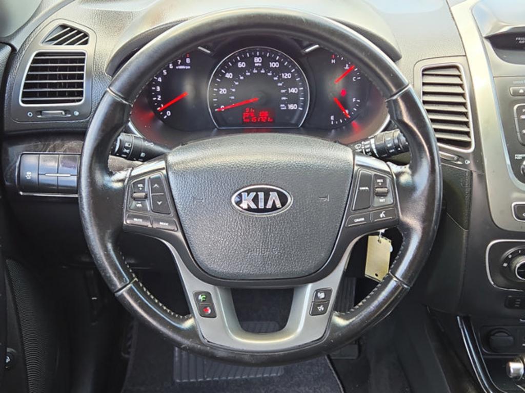 2014 Kia Sorento - $9,999