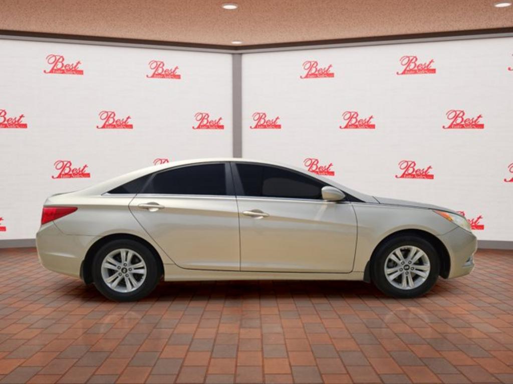 2011 Hyundai Sonata GLS photo