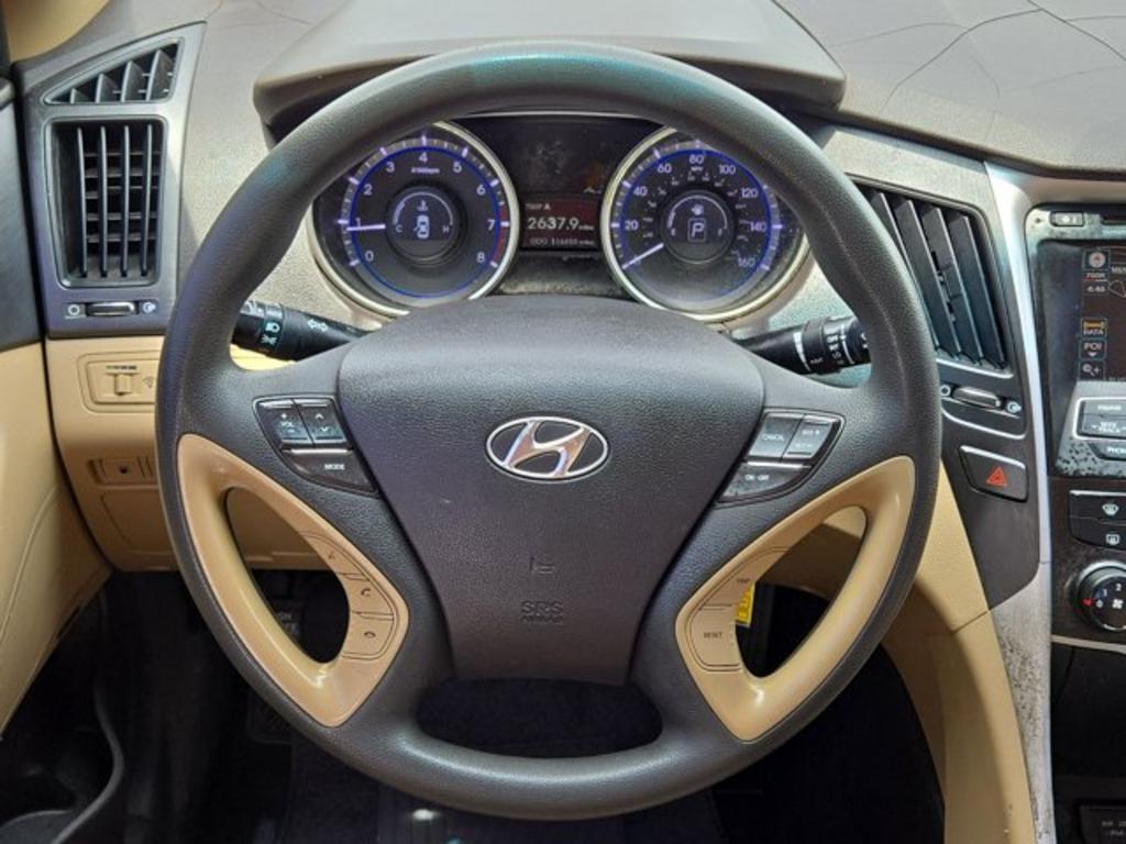 2011 Hyundai Sonata GLS photo