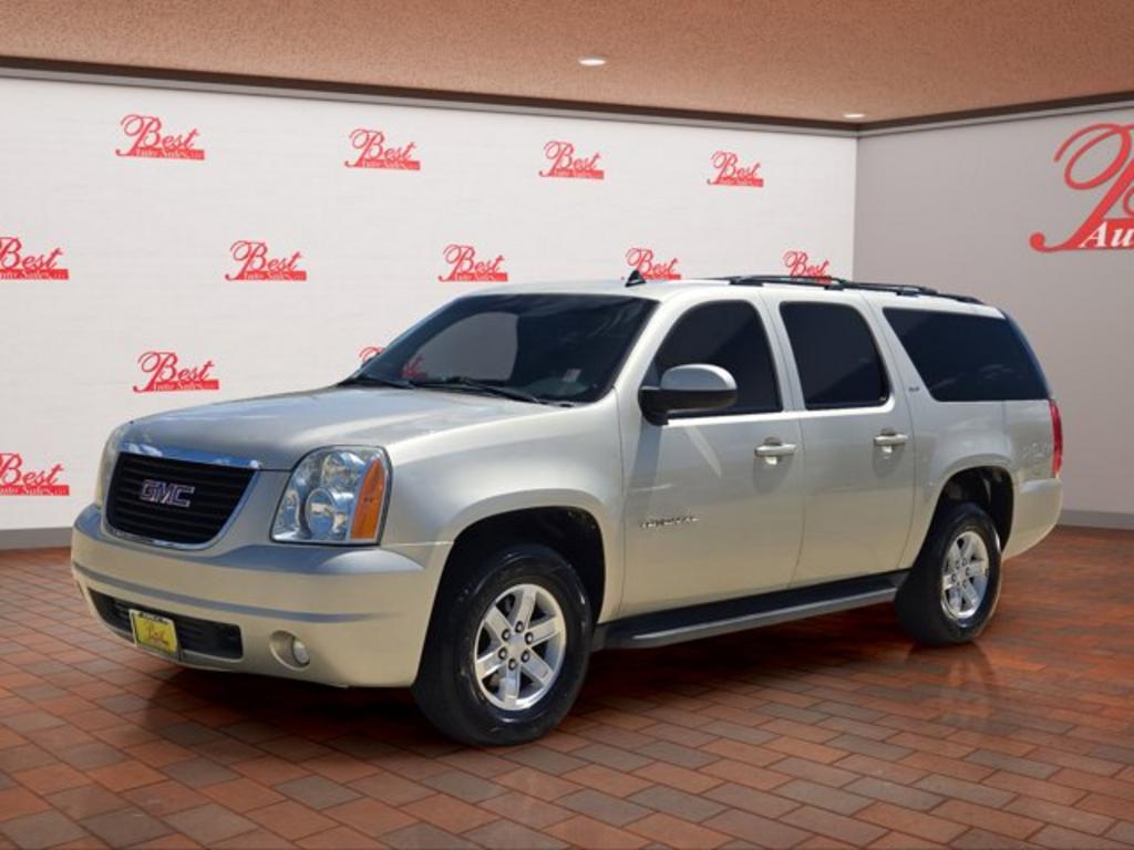 2013 GMC Yukon XL SLT 1500 photo