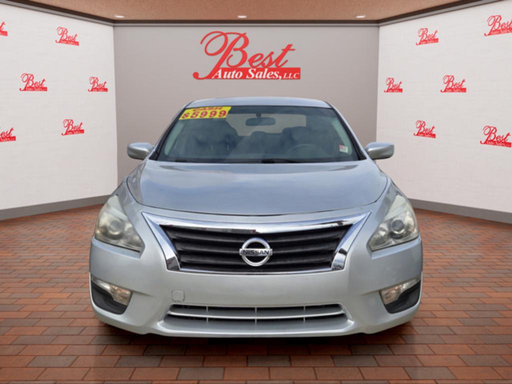 2013 Nissan Altima - $3,999