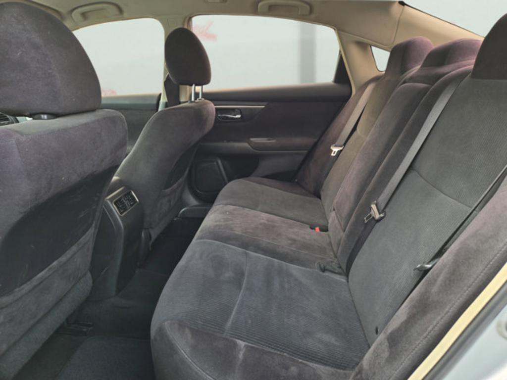 2013 Nissan Altima - $3,999
