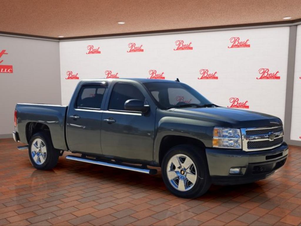 2011 Chevrolet Silverado - $12,999