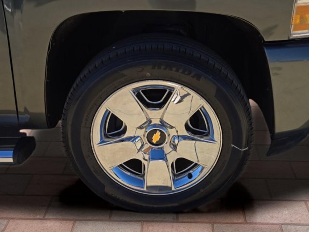 2011 Chevrolet Silverado - $12,999