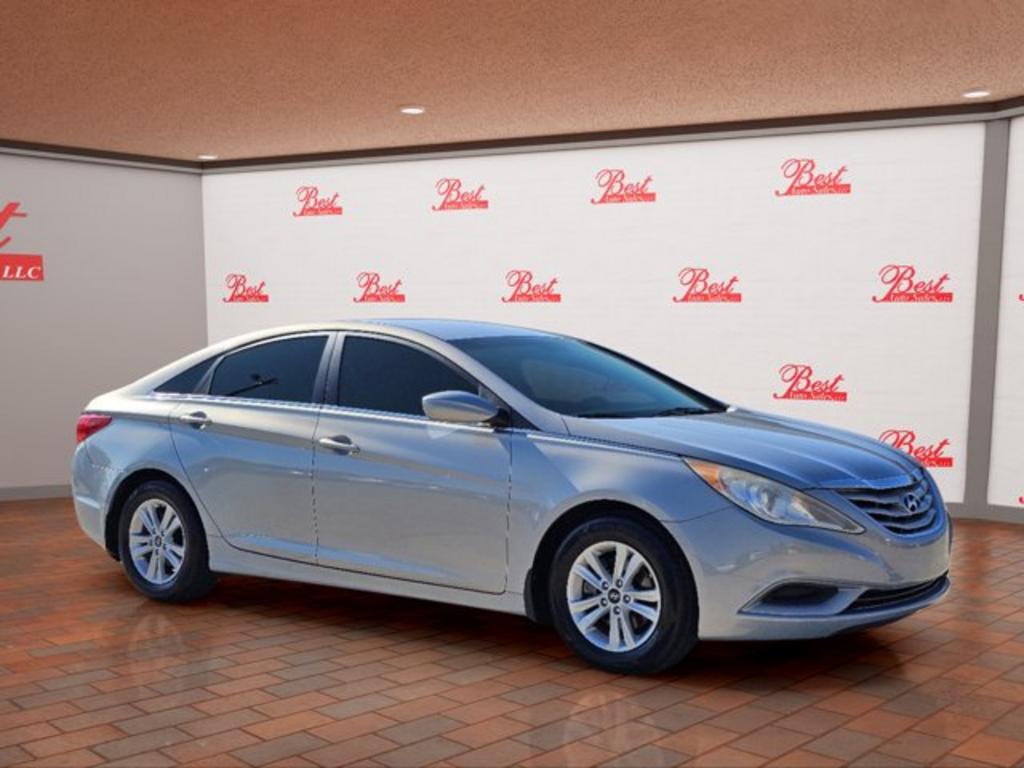 2012 Hyundai Sonata - $6,999