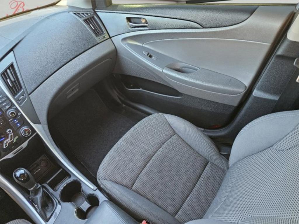 2012 Hyundai Sonata - $6,999
