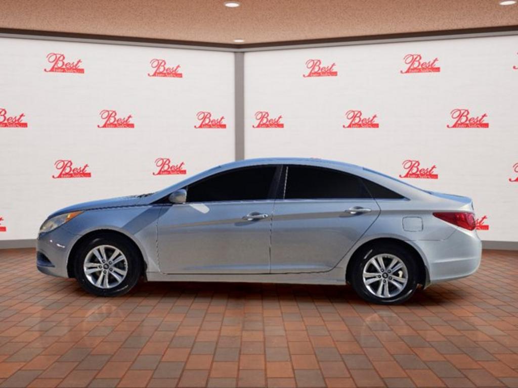 2012 Hyundai Sonata - $6,999
