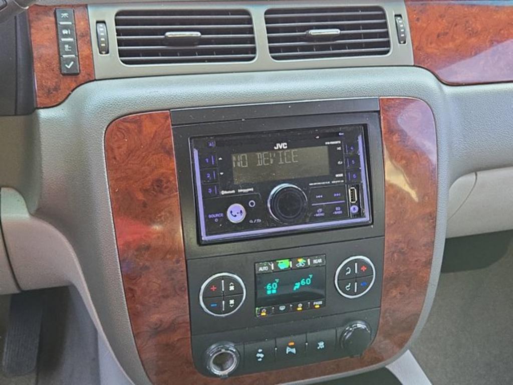 2011 Chevrolet Tahoe LT photo