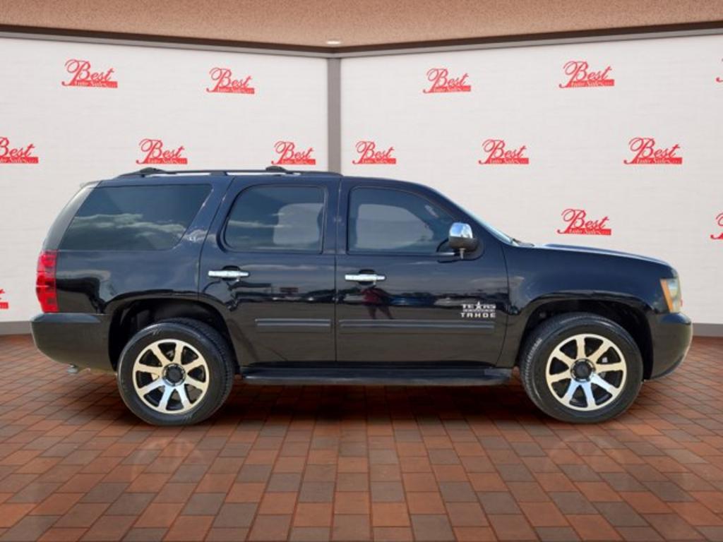 2011 Chevrolet Tahoe LT photo