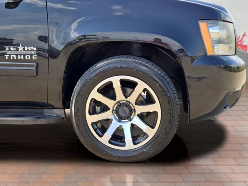 2011 Chevrolet Tahoe LT photo
