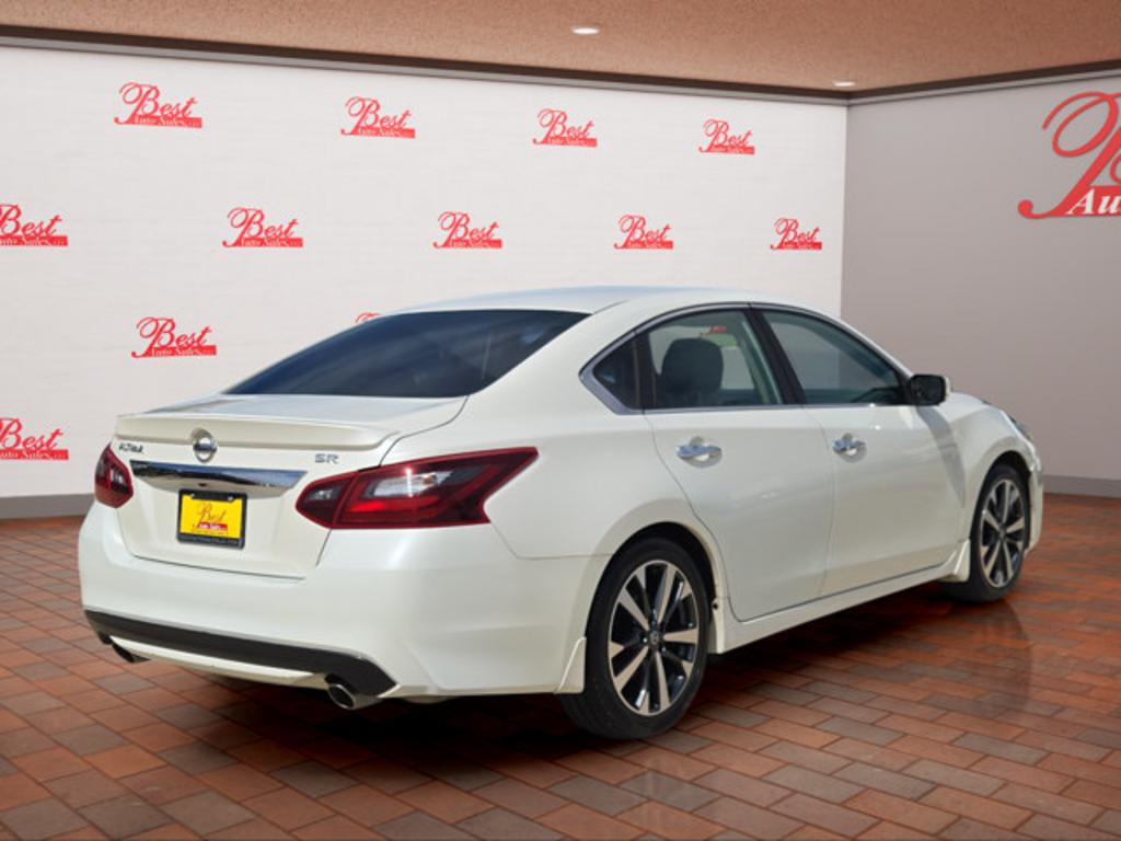 2017 Nissan Altima - $12,999