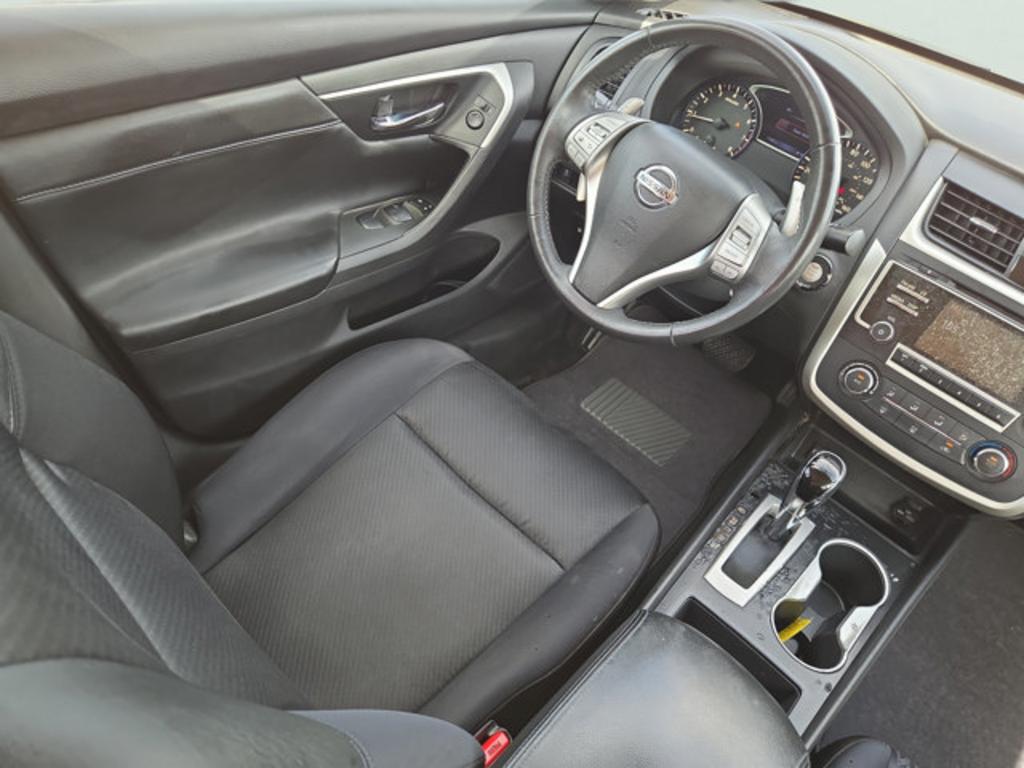 2017 Nissan Altima - $12,999