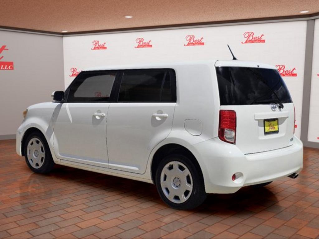 2012 Toyota Scion Xb - $9,999