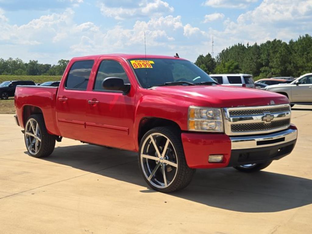 2009 Chevrolet Silverado - $8,999
