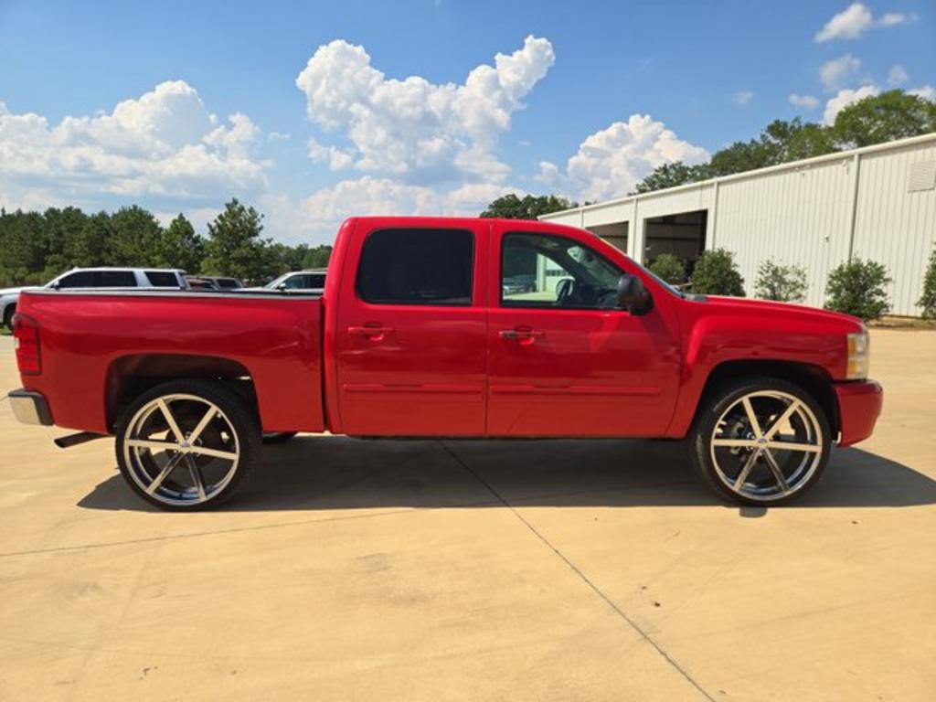 2009 Chevrolet Silverado - $8,999