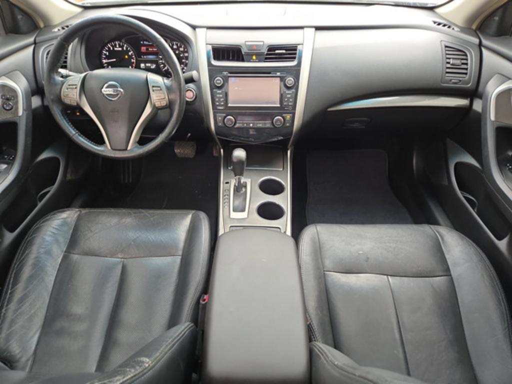2013 Nissan Altima - $6,500