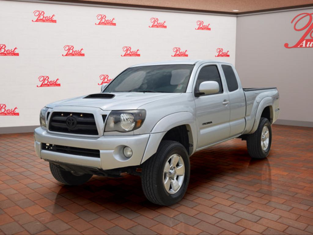 2005 Toyota Tacoma - $8,999