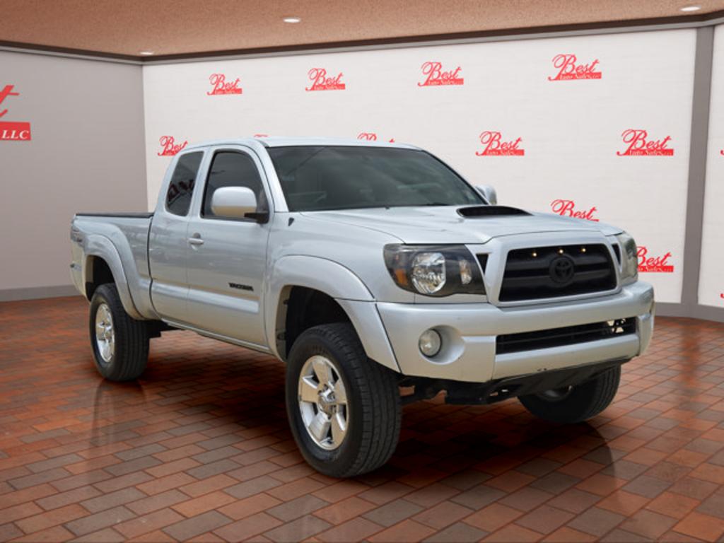 2005 Toyota Tacoma - $8,999