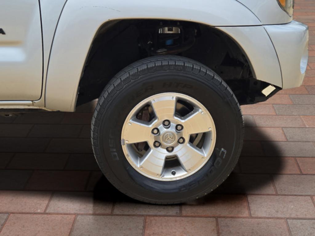 2005 Toyota Tacoma - $8,999