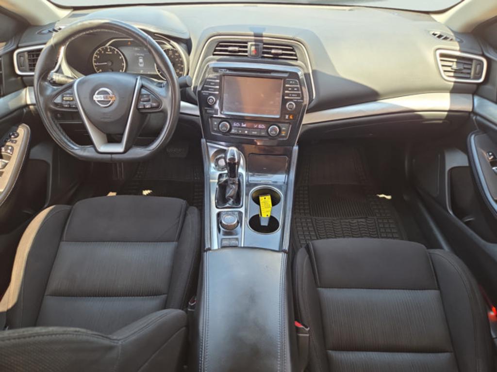 2016 Nissan Maxima - $10,999