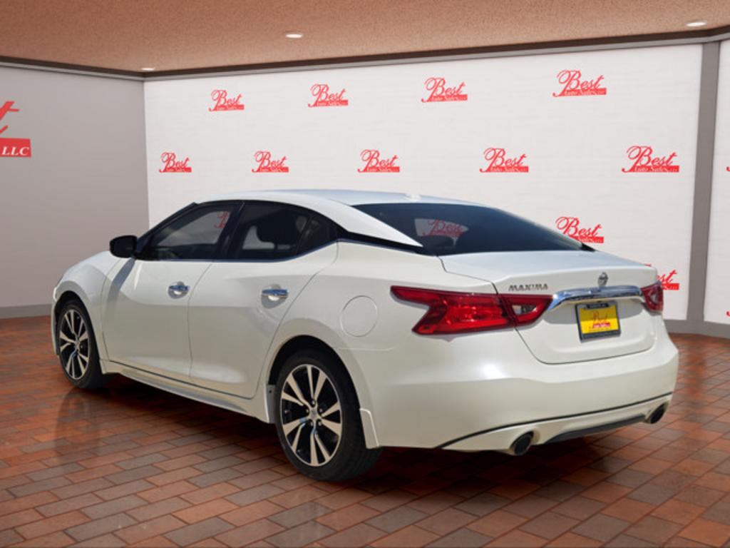 2016 Nissan Maxima - $10,999